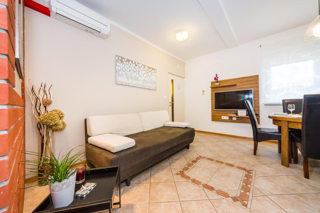 Luxury Maraschino Apartment